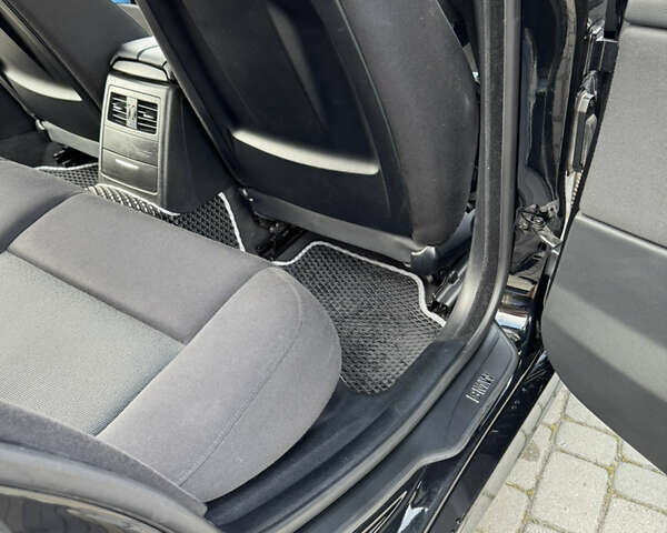 Чорний БМВ 3 Серія, об'ємом двигуна 2 л та пробігом 312 тис. км за 7700 $, фото 10 на Automoto.ua