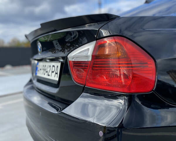 Черный БМВ 3 Серия, объемом двигателя 2 л и пробегом 233 тыс. км за 6700 $, фото 6 на Automoto.ua