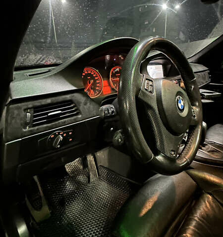 Черный БМВ 3 Серия, объемом двигателя 2 л и пробегом 300 тыс. км за 8450 $, фото 5 на Automoto.ua