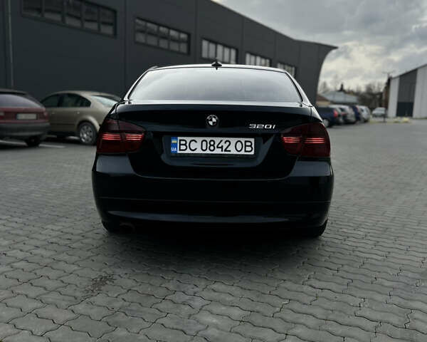 Черный БМВ 3 Серия, объемом двигателя 2 л и пробегом 255 тыс. км за 9000 $, фото 3 на Automoto.ua