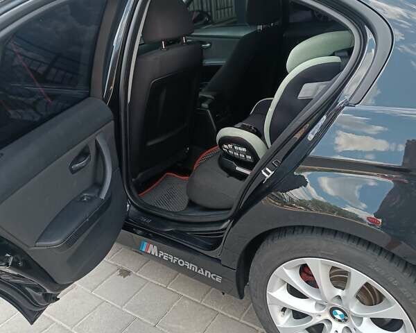 Черный БМВ 3 Серия, объемом двигателя 2 л и пробегом 270 тыс. км за 7900 $, фото 7 на Automoto.ua