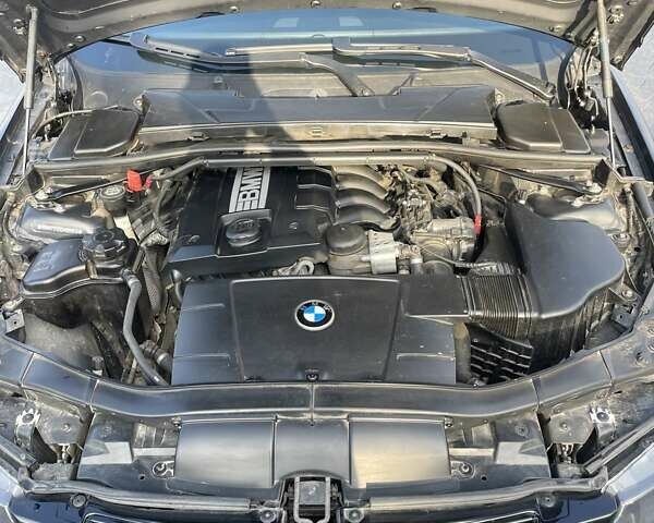 Черный БМВ 3 Серия, объемом двигателя 2 л и пробегом 195 тыс. км за 7500 $, фото 14 на Automoto.ua