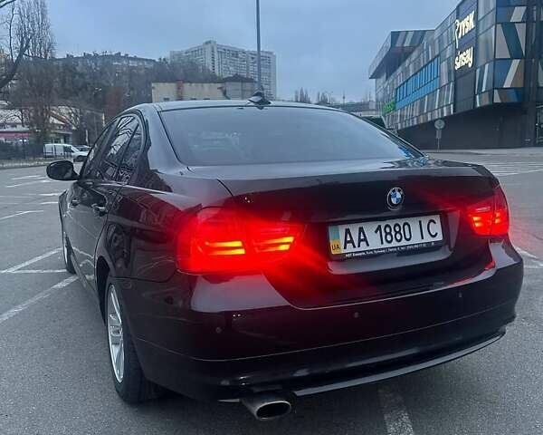 Черный БМВ 3 Серия, объемом двигателя 2 л и пробегом 271 тыс. км за 10900 $, фото 9 на Automoto.ua