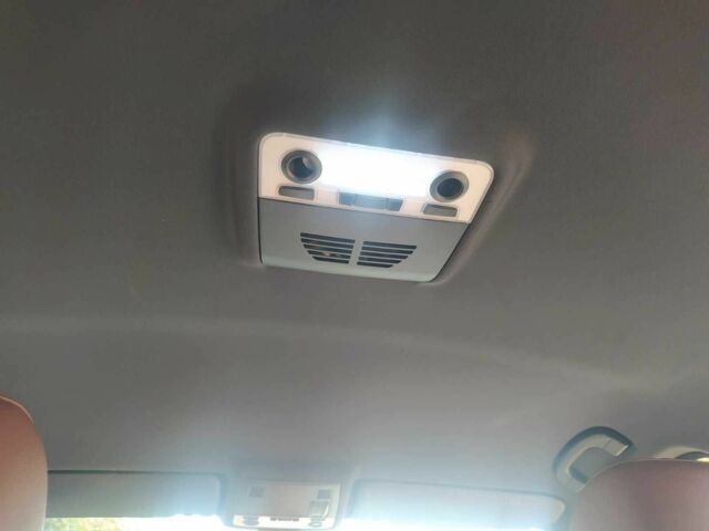 Черный БМВ 3 Серия, объемом двигателя 2 л и пробегом 260 тыс. км за 12100 $, фото 4 на Automoto.ua