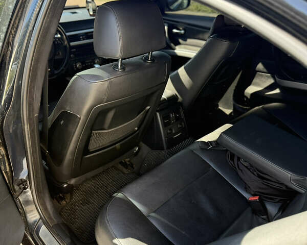 Черный БМВ 3 Серия, объемом двигателя 2.5 л и пробегом 220 тыс. км за 8500 $, фото 10 на Automoto.ua