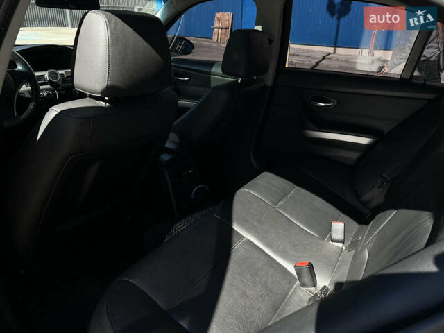 Чорний БМВ 3 Серія, об'ємом двигуна 2 л та пробігом 386 тис. км за 9000 $, фото 10 на Automoto.ua