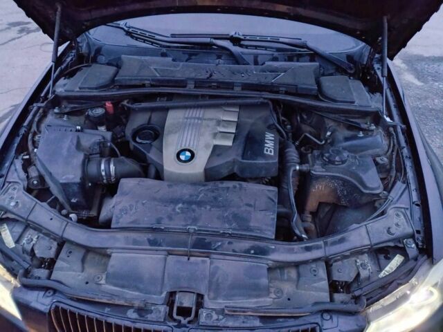 Черный БМВ 3 Серия, объемом двигателя 2 л и пробегом 358 тыс. км за 7300 $, фото 3 на Automoto.ua