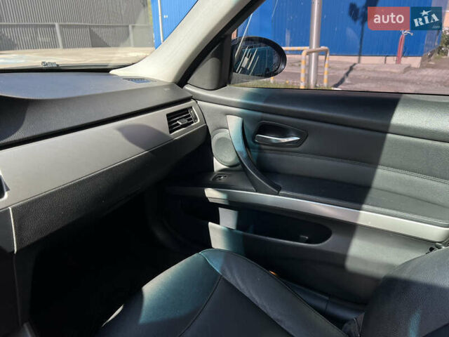 Чорний БМВ 3 Серія, об'ємом двигуна 2 л та пробігом 386 тис. км за 9000 $, фото 18 на Automoto.ua