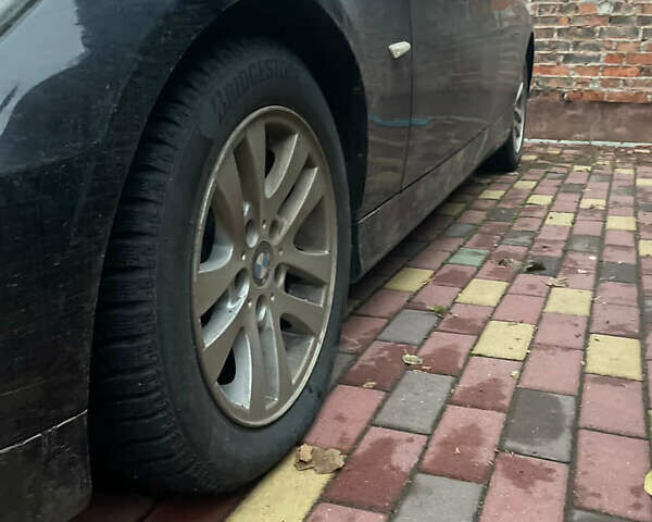 Черный БМВ 3 Серия, объемом двигателя 2 л и пробегом 184 тыс. км за 7200 $, фото 8 на Automoto.ua