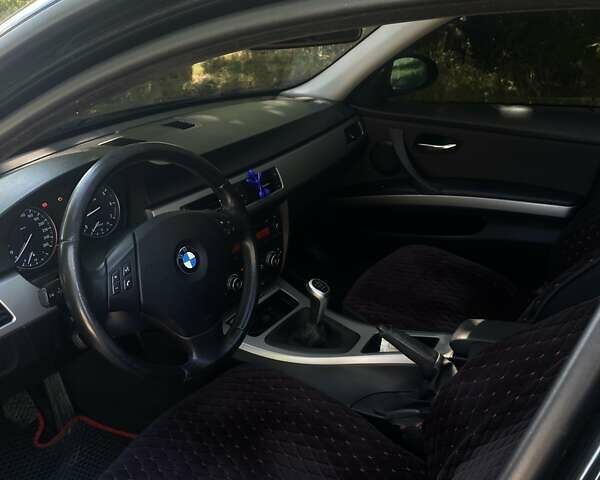 Черный БМВ 3 Серия, объемом двигателя 2 л и пробегом 247 тыс. км за 6399 $, фото 11 на Automoto.ua