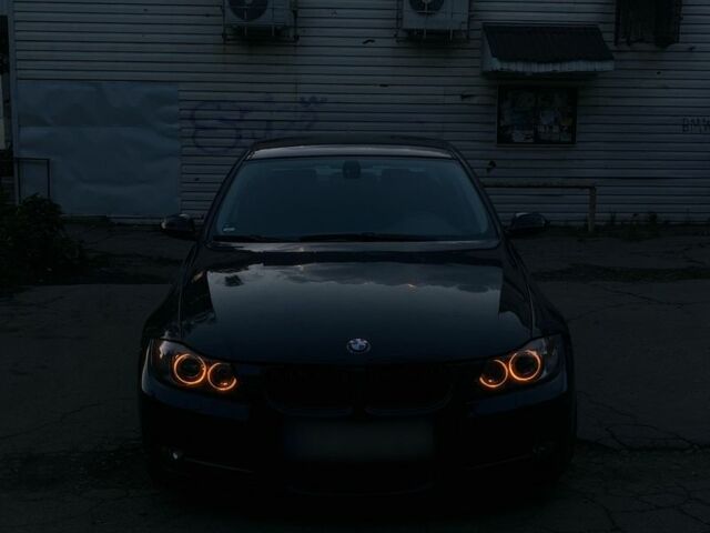 Черный БМВ 3 Серия, объемом двигателя 2 л и пробегом 390 тыс. км за 6000 $, фото 3 на Automoto.ua