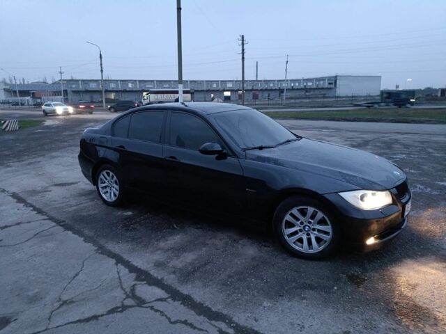 Черный БМВ 3 Серия, объемом двигателя 2 л и пробегом 358 тыс. км за 7300 $, фото 1 на Automoto.ua