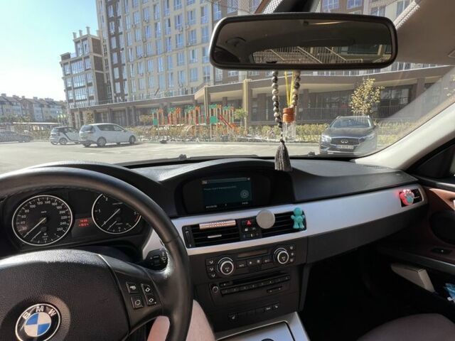 Черный БМВ 3 Серия, объемом двигателя 2 л и пробегом 392 тыс. км за 8800 $, фото 10 на Automoto.ua