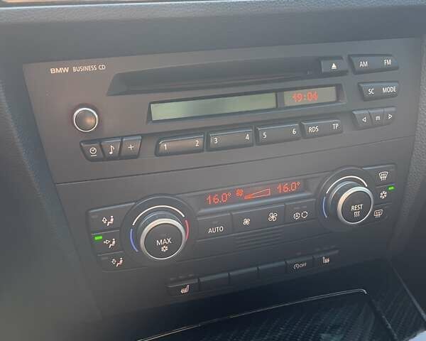 Черный БМВ 3 Серия, объемом двигателя 2 л и пробегом 195 тыс. км за 7500 $, фото 12 на Automoto.ua