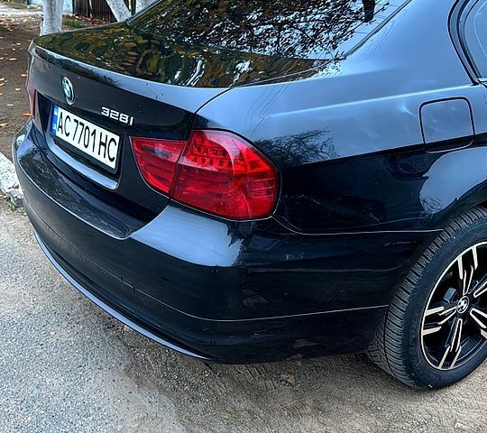 Чорний БМВ 3 Серія, об'ємом двигуна 3 л та пробігом 210 тис. км за 9500 $, фото 1 на Automoto.ua