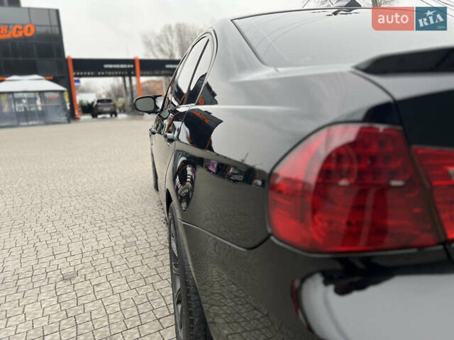 Чорний БМВ 3 Серія, об'ємом двигуна 3 л та пробігом 268 тис. км за 11000 $, фото 10 на Automoto.ua