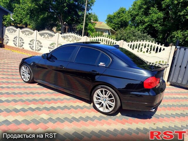 Черный БМВ 3 Серия, объемом двигателя 2 л и пробегом 292 тыс. км за 9800 $, фото 3 на Automoto.ua