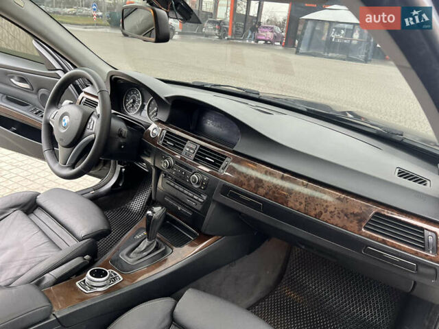 Чорний БМВ 3 Серія, об'ємом двигуна 3 л та пробігом 268 тис. км за 11000 $, фото 22 на Automoto.ua