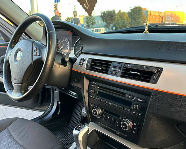 Чорний БМВ 3 Серія, об'ємом двигуна 2 л та пробігом 310 тис. км за 9500 $, фото 17 на Automoto.ua