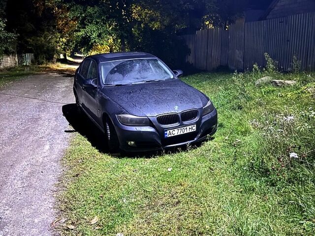 Чорний БМВ 3 Серія, об'ємом двигуна 3 л та пробігом 210 тис. км за 9500 $, фото 9 на Automoto.ua