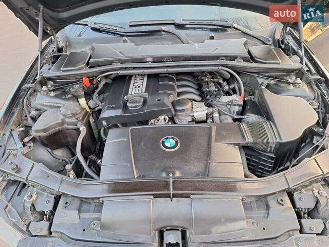 Чорний БМВ 3 Серія, об'ємом двигуна 2 л та пробігом 214 тис. км за 8250 $, фото 9 на Automoto.ua