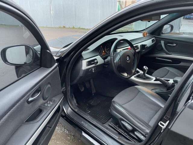 Черный БМВ 3 Серия, объемом двигателя 1.6 л и пробегом 237 тыс. км за 6999 $, фото 10 на Automoto.ua