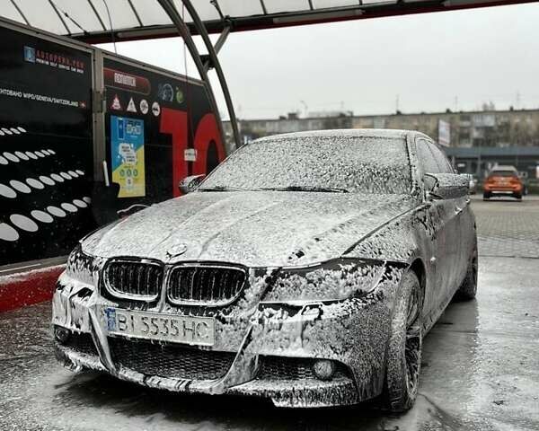 Черный БМВ 3 Серия, объемом двигателя 3 л и пробегом 268 тыс. км за 10000 $, фото 3 на Automoto.ua