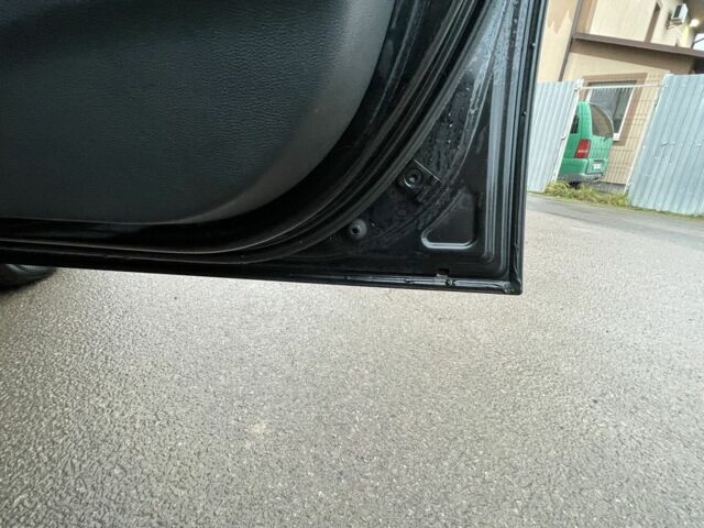 Черный БМВ 3 Серия, объемом двигателя 1.6 л и пробегом 237 тыс. км за 6999 $, фото 17 на Automoto.ua