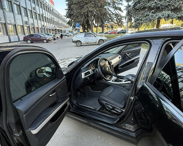 Черный БМВ 3 Серия, объемом двигателя 2 л и пробегом 237 тыс. км за 9500 $, фото 5 на Automoto.ua