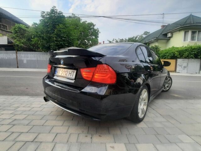 БМВ 3 Серия 2009 в Черновцах на Automoto.ua Черный БМВ 3 Серия, объемом двигателя 2 л и пробегом 250 тыс. км за 7900 $, фото 5 на Automoto.ua