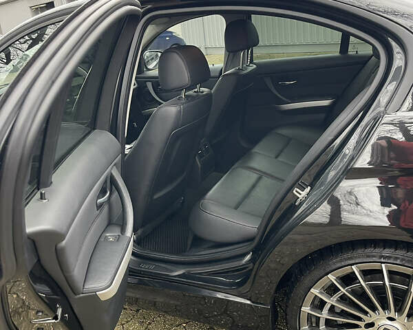 Черный БМВ 3 Серия, объемом двигателя 2 л и пробегом 289 тыс. км за 11794 $, фото 15 на Automoto.ua