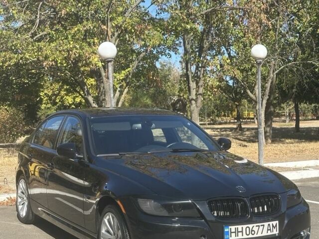 Черный БМВ 3 Серия, объемом двигателя 3 л и пробегом 34 тыс. км за 11000 $, фото 5 на Automoto.ua