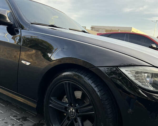 Черный БМВ 3 Серия, объемом двигателя 2 л и пробегом 242 тыс. км за 9400 $, фото 2 на Automoto.ua