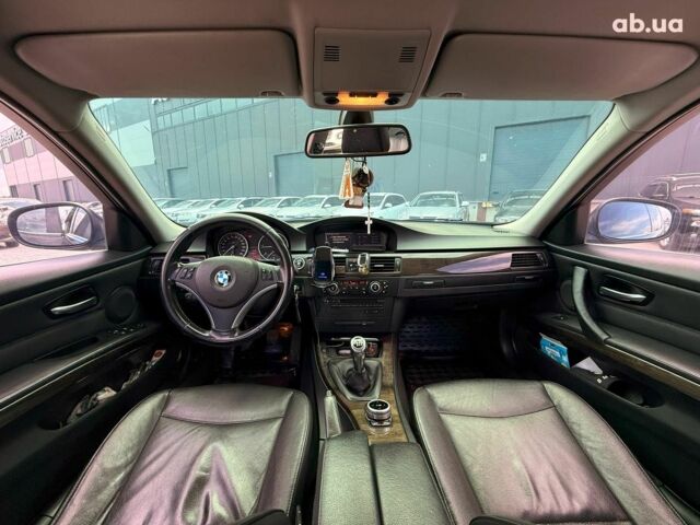 Черный БМВ 3 Серия, объемом двигателя 2 л и пробегом 290 тыс. км за 10590 $, фото 21 на Automoto.ua