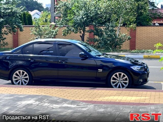 Черный БМВ 3 Серия, объемом двигателя 3 л и пробегом 175 тыс. км за 10500 $, фото 3 на Automoto.ua