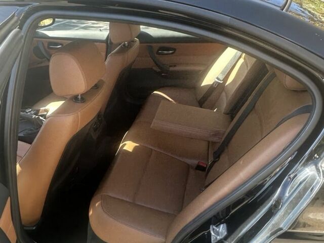 Черный БМВ 3 Серия, объемом двигателя 3 л и пробегом 34 тыс. км за 11000 $, фото 12 на Automoto.ua