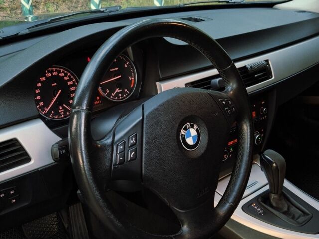 Черный БМВ 3 Серия, объемом двигателя 2 л и пробегом 230 тыс. км за 10000 $, фото 5 на Automoto.ua