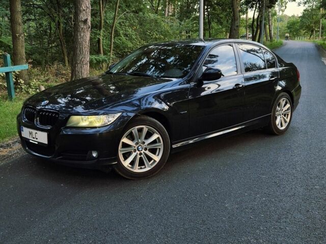 Черный БМВ 3 Серия, объемом двигателя 2 л и пробегом 230 тыс. км за 10000 $, фото 1 на Automoto.ua