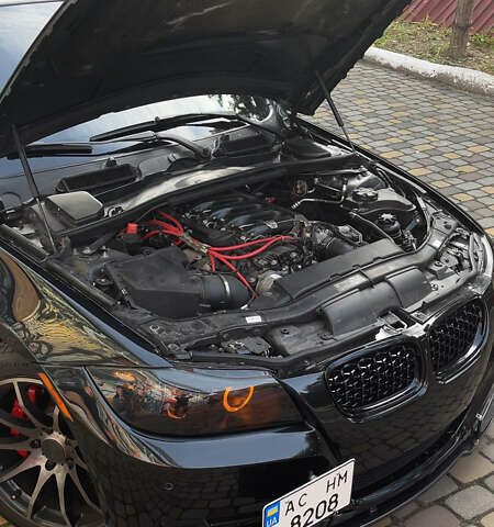 Черный БМВ 3 Серия, объемом двигателя 2.99 л и пробегом 233 тыс. км за 16499 $, фото 6 на Automoto.ua