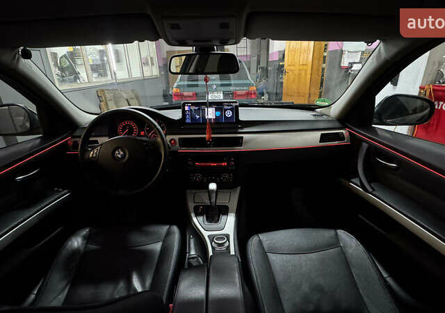 Черный БМВ 3 Серия, объемом двигателя 2 л и пробегом 289 тыс. км за 11794 $, фото 10 на Automoto.ua