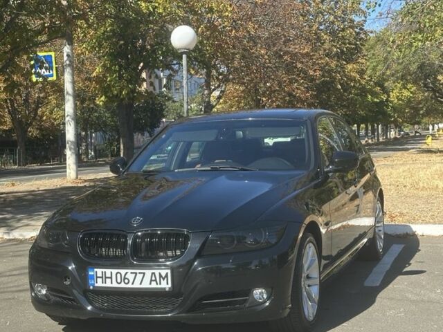 Черный БМВ 3 Серия, объемом двигателя 3 л и пробегом 34 тыс. км за 11000 $, фото 4 на Automoto.ua