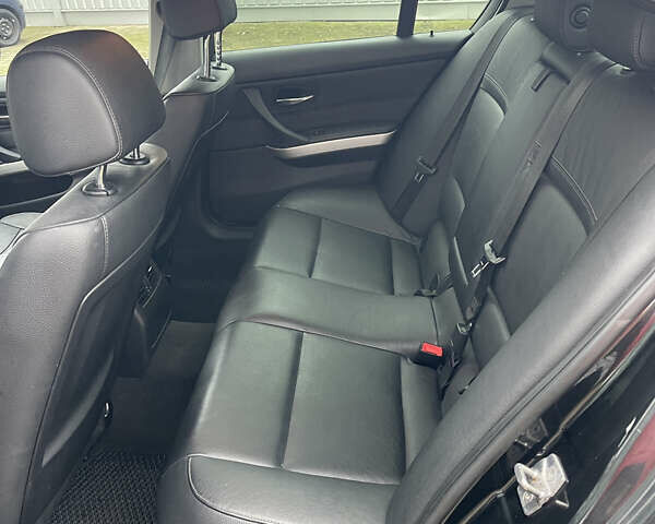 Черный БМВ 3 Серия, объемом двигателя 2 л и пробегом 289 тыс. км за 11794 $, фото 13 на Automoto.ua