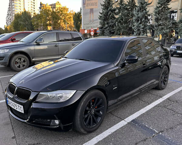 Чорний БМВ 3 Серія, об'ємом двигуна 3 л та пробігом 300 тис. км за 9999 $, фото 14 на Automoto.ua