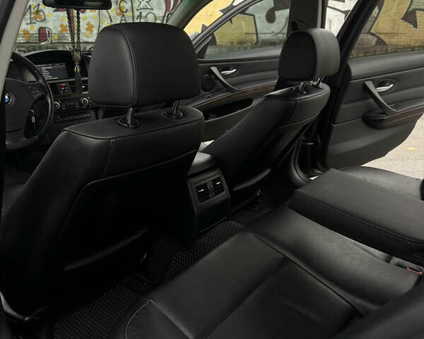 Черный БМВ 3 Серия, объемом двигателя 3 л и пробегом 218 тыс. км за 9000 $, фото 10 на Automoto.ua