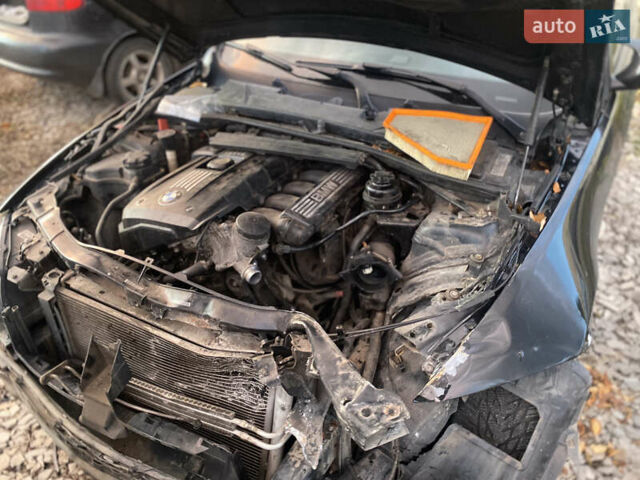 Черный БМВ 3 Серия, объемом двигателя 3 л и пробегом 263 тыс. км за 5999 $, фото 2 на Automoto.ua