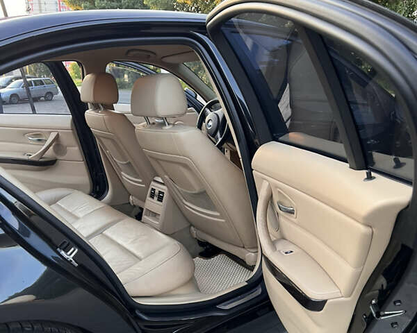 Чорний БМВ 3 Серія, об'ємом двигуна 3 л та пробігом 222 тис. км за 14200 $, фото 18 на Automoto.ua