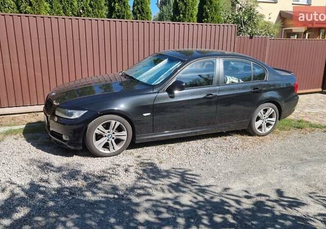 Черный БМВ 3 Серия, объемом двигателя 2 л и пробегом 98 тыс. км за 14000 $, фото 12 на Automoto.ua