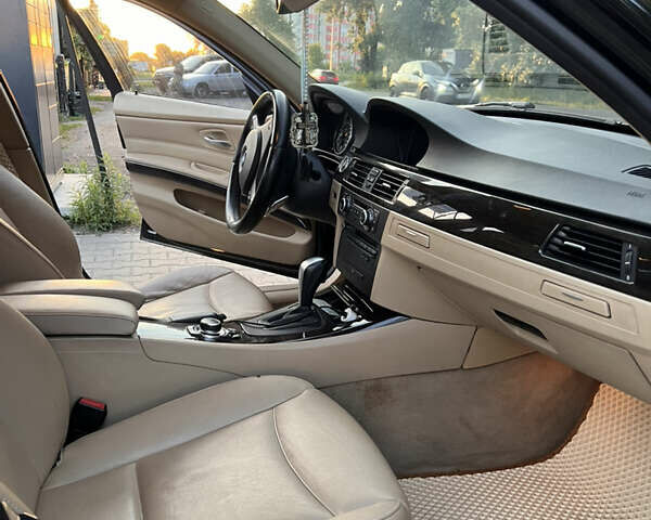 Чорний БМВ 3 Серія, об'ємом двигуна 3 л та пробігом 222 тис. км за 14200 $, фото 28 на Automoto.ua