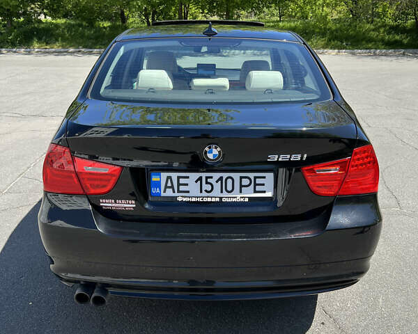 Чорний БМВ 3 Серія, об'ємом двигуна 3 л та пробігом 178 тис. км за 10500 $, фото 27 на Automoto.ua