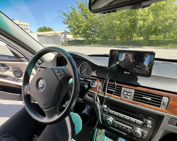 Чорний БМВ 3 Серія, об'ємом двигуна 3 л та пробігом 178 тис. км за 10500 $, фото 16 на Automoto.ua